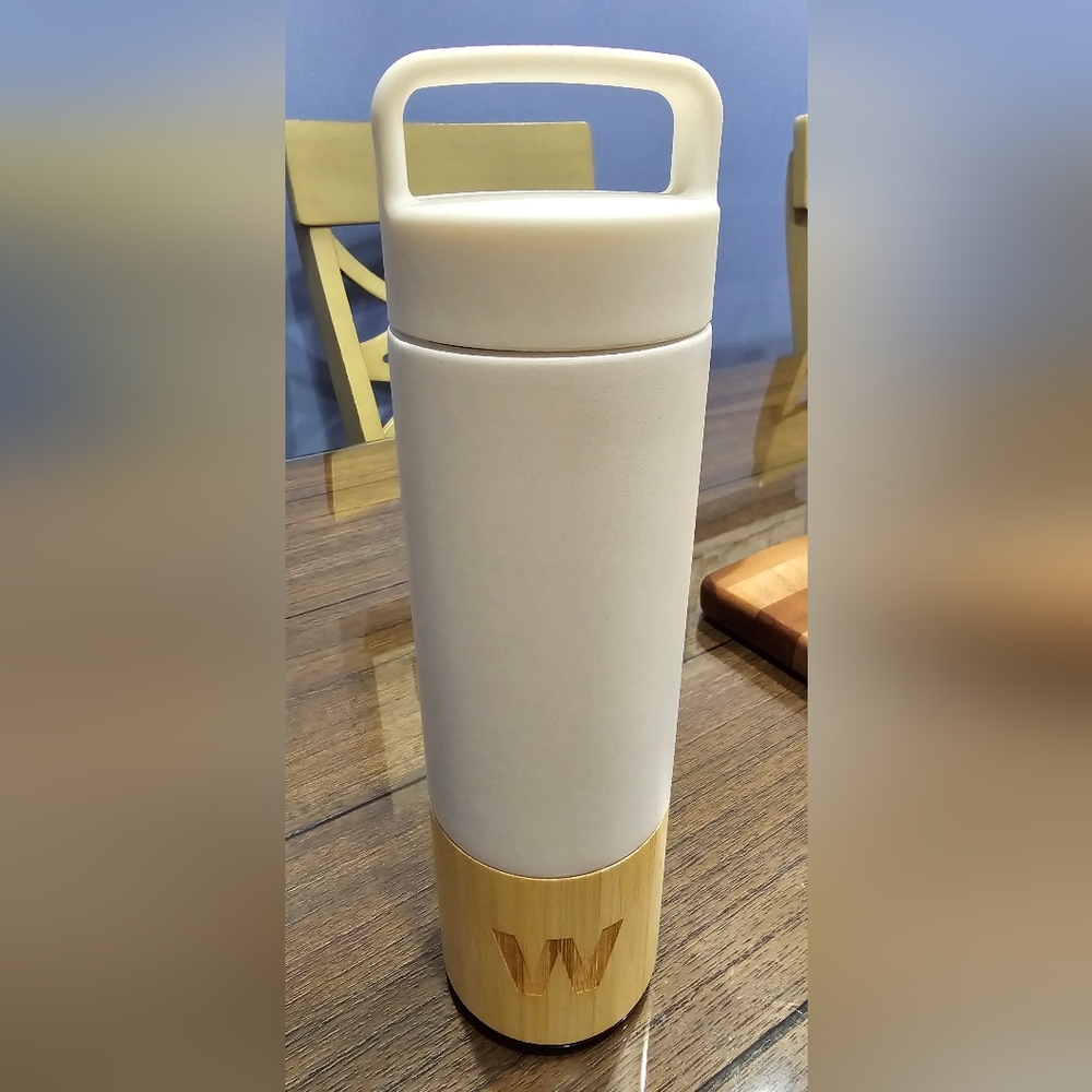 Welly Water Bottle White 16 oz Brand: Welly
